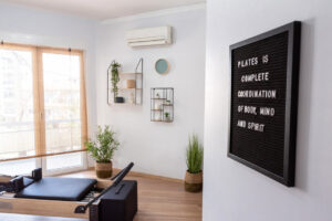 Najlepsze rozwiazania klimatyzacyjne dla malych mieszkan